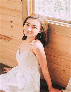 《欧美女装大佬》