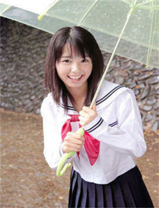 《侍女》