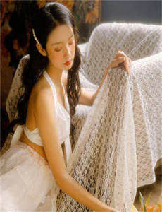 《那条河》
