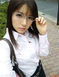 《小美人鱼》
