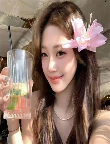 《哥哥挑食深刻反思的：女人不挑食》服装道具解析：时代还原与细节设计评价